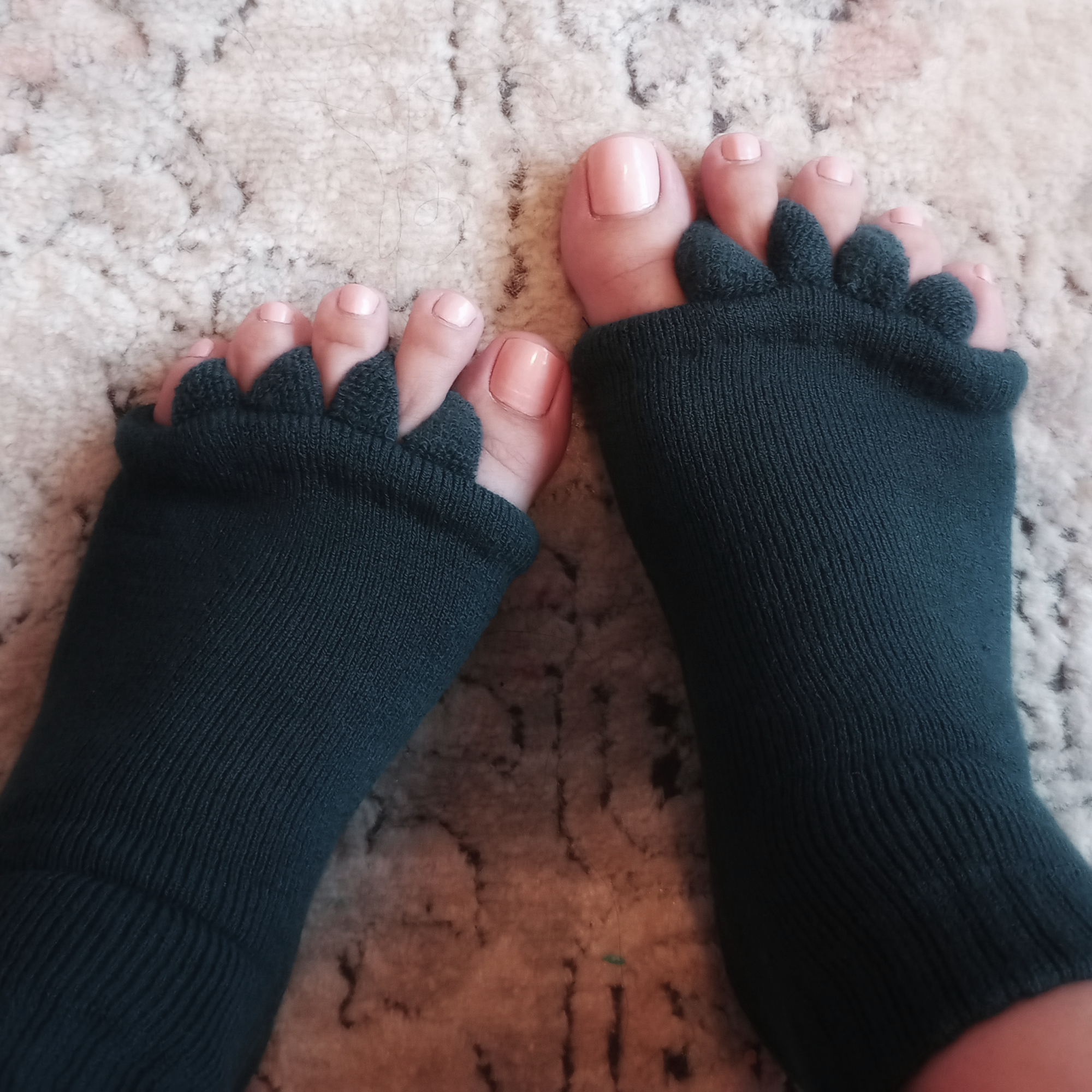 5 Pairs Toe Separator Socks Foot Alignment Socks with Toe
